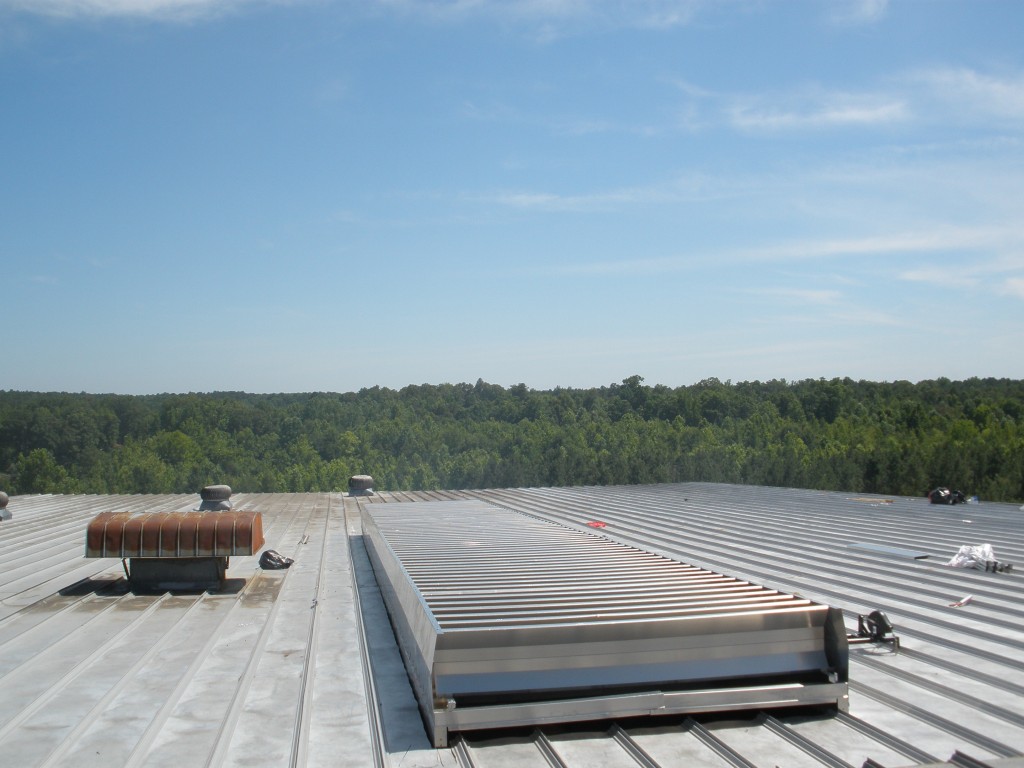 Labyrinth Natural Louvered Inlet and Extract Ventilator - Colt America